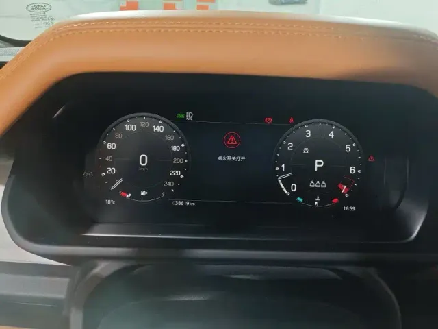 Land Rover Defender — Фото автомобиля 3