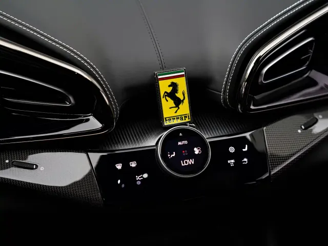 Ferrari Purosangue — Фото автомобиля 26