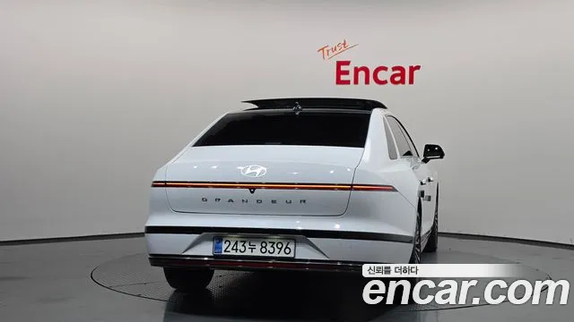 Hyundai Grandeur — Фото автомобиля 3