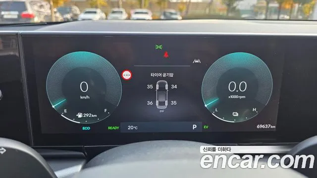 Hyundai Grandeur GN7 — Фото автомобиля 16