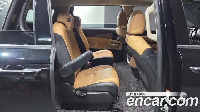 Kia Carnival 4th Gen — Фото автомобиля 17
