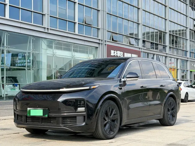 Фотография автомобиля — Li Auto L8