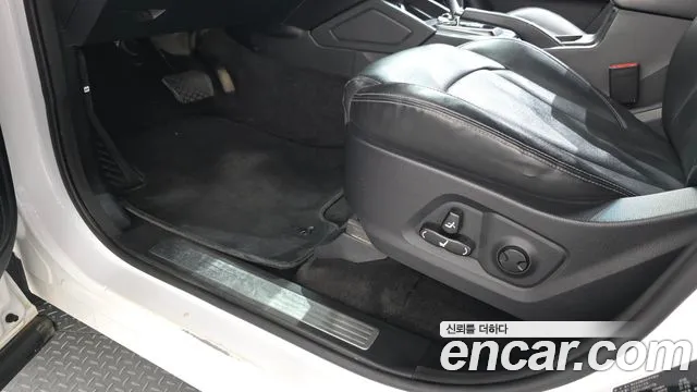 KG_Mobility_Ssangyong Rexton Новый Rexton Sport Дизель 2.2 4WD — Фото автомобиля 30
