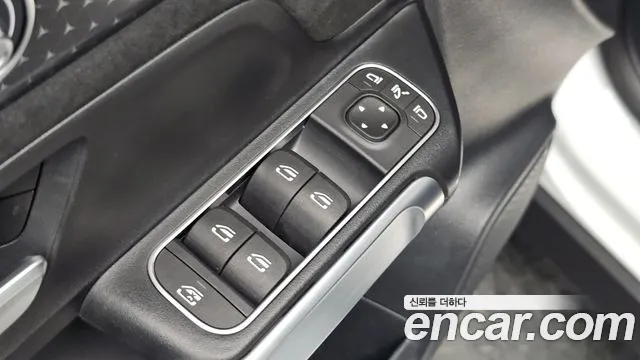 Mercedes-Benz GLB-Class — Фото автомобиля 6
