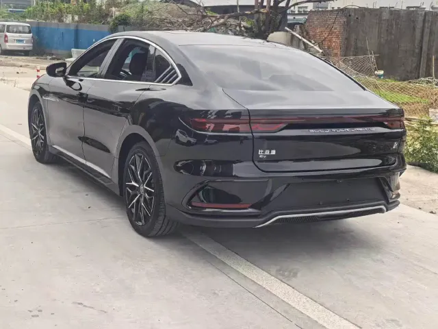 BYD Han — Фото автомобиля 9