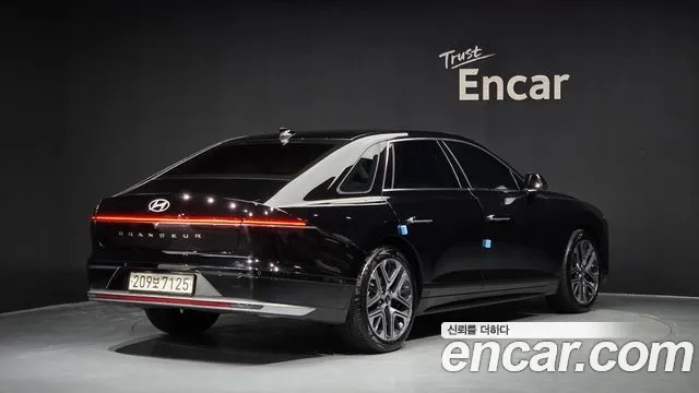 Hyundai Grandeur GN7 — Фото автомобиля 2