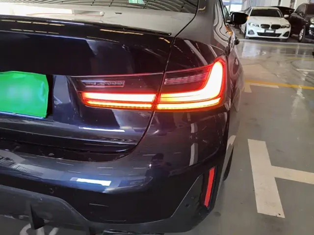BMW 3 Series — Фото автомобиля 7