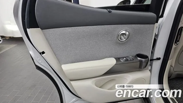 Genesis GV60 — Фото автомобиля 14