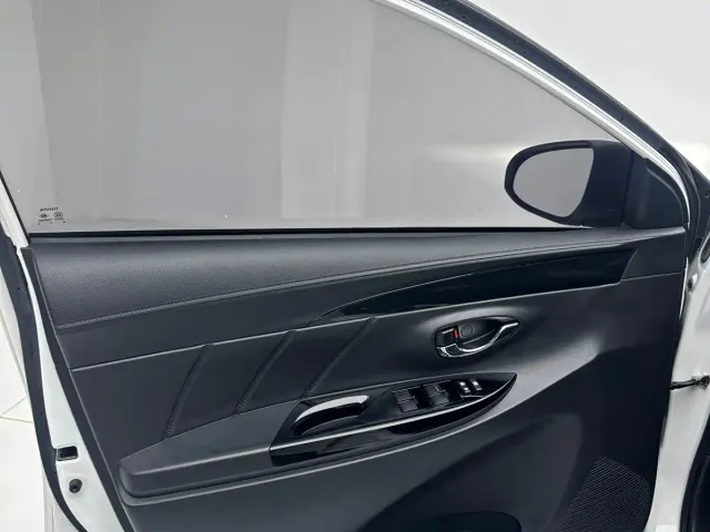 Toyota YARiS L Zhi Xuan — Фото автомобиля 14