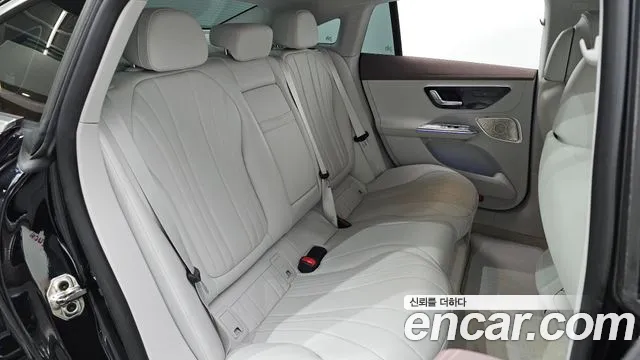 Mercedes-Benz EQE V295 — Фото автомобиля 17
