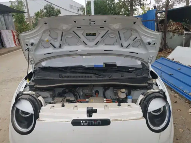 Changan Lumin — Фото автомобиля 16