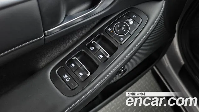 Hyundai Sonata — Фото автомобиля 24