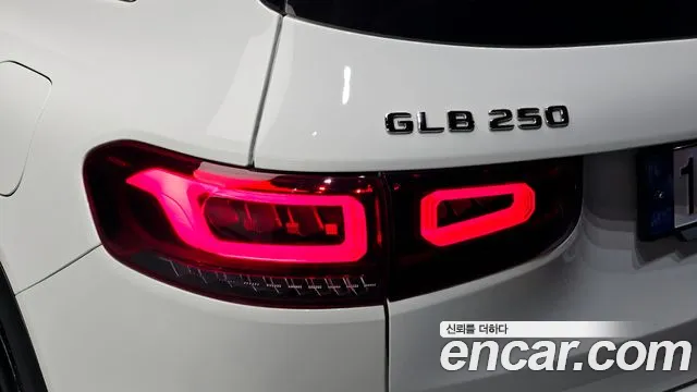 Mercedes-Benz GLB-Class X247 — Фото автомобиля 8