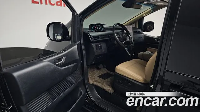 Hyundai Staria — Фото автомобиля 10
