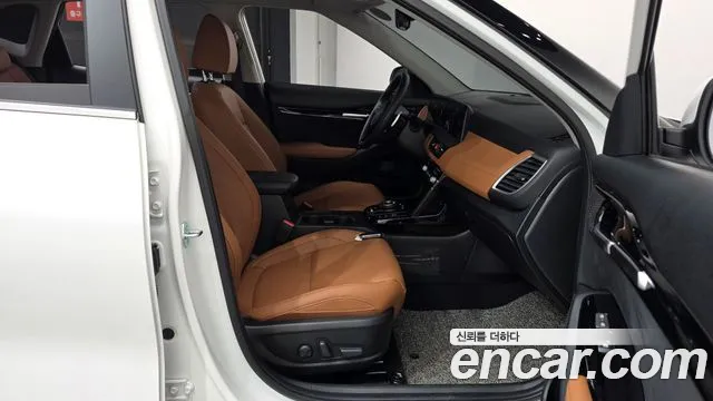 Kia Seltos New — Фото автомобиля 11