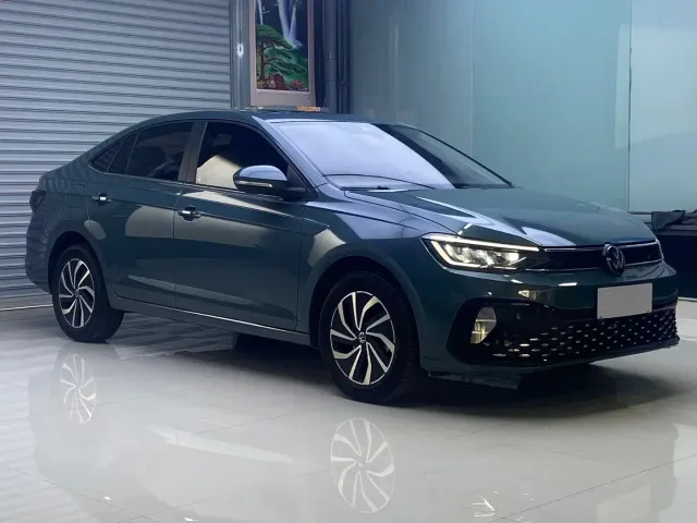 Volkswagen Lavida — Фото автомобиля 3