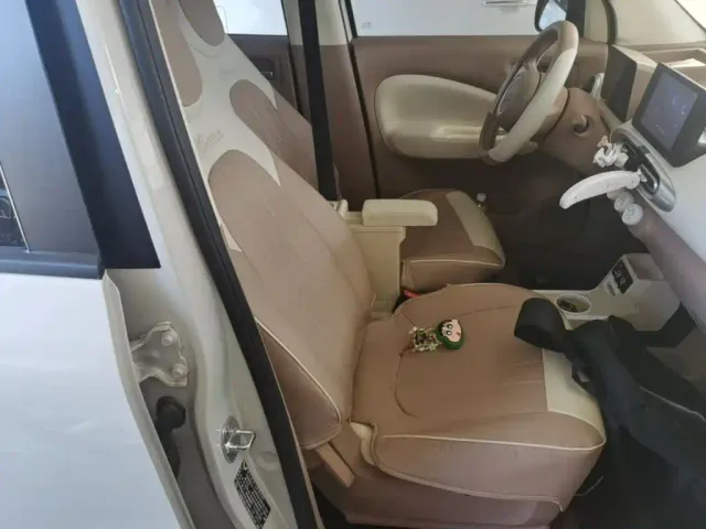 Wuling Hongguang Mini EV — Фото автомобиля 24