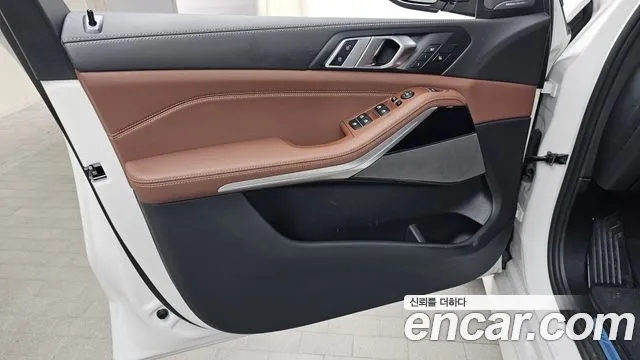 BMW X5 xDrive 40i M Sport — Фото автомобиля 21