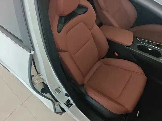 Changan X5 Plus — Фото автомобиля 24