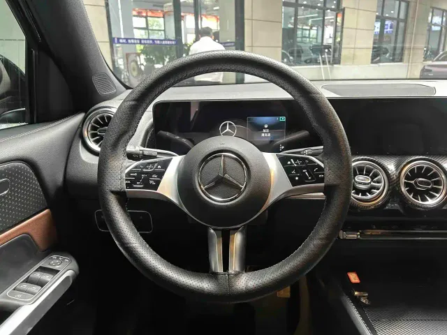 Mercedes-Benz GLB-Class — Фото автомобиля 8
