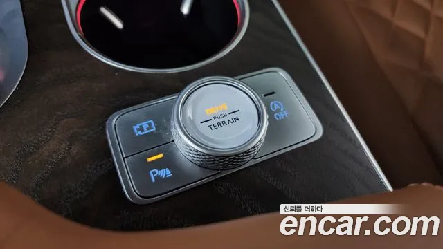 Genesis GV80 — Фото автомобиля 30