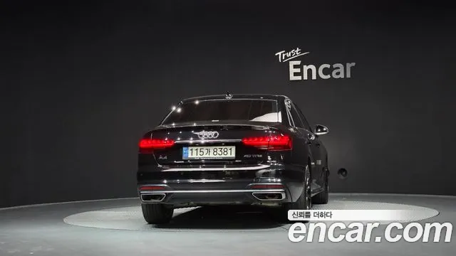 Audi A4 — Фото автомобиля 3