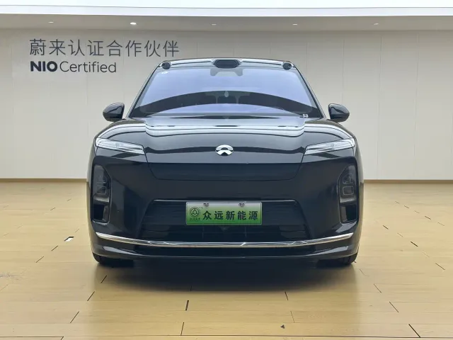 Nio ES8 — Фото автомобиля 2