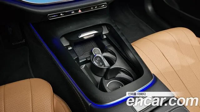 Mercedes-Benz E-Class W214 — Фото автомобиля 26
