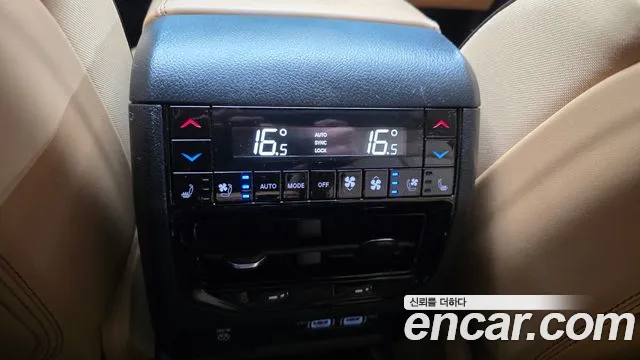 Jeep Cherokee Grand Cherokee(WL) L 3.6 Summit Reserve — Фото автомобиля 19
