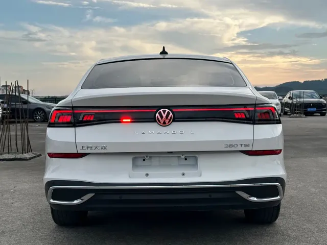 Volkswagen Lamando — Фото автомобиля 6