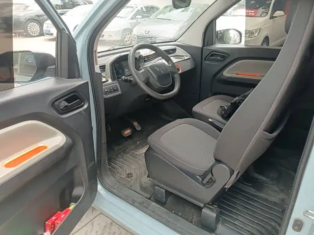Wuling Hongguang Mini EV — Фото автомобиля 15