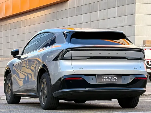 Xpeng G7 — Фото автомобиля 8