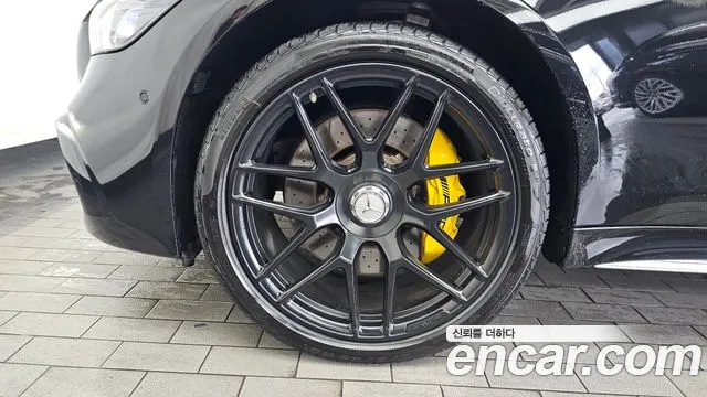 Mercedes-Benz AMG GT 4 двери 43 4MATIC+ Dynamic — Фото автомобиля 5