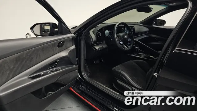 Hyundai Avante CN7 — Фото автомобиля 10