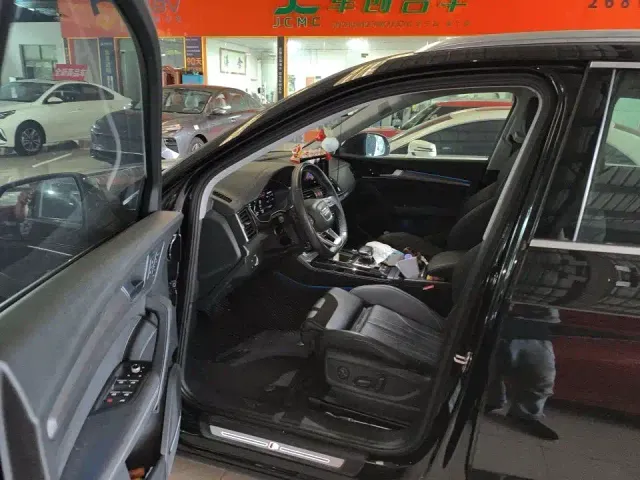 Audi Audi Q5L 2022 45T Luxury Elegance — Фото автомобиля 4