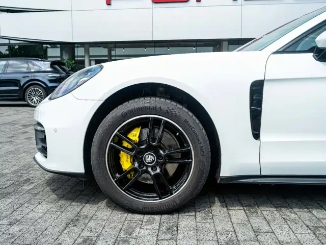 Porsche Panamera — Фото автомобиля 6
