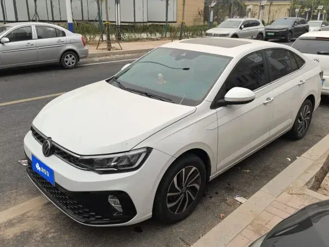 Фотография автомобиля — Volkswagen Lavida