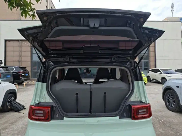 Wuling Hongguang Mini EV — Фото автомобиля 18