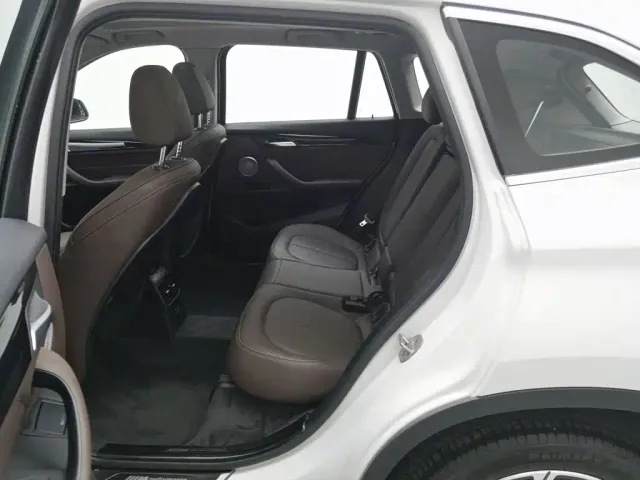BMW X1 — Фото автомобиля 15