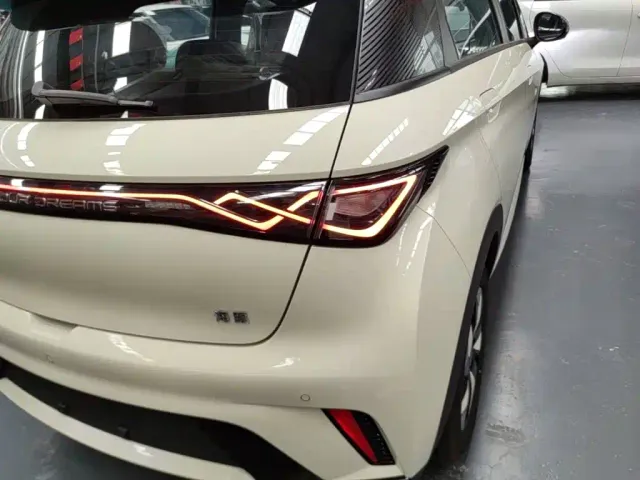 BYD Dolphin — Фото автомобиля 7