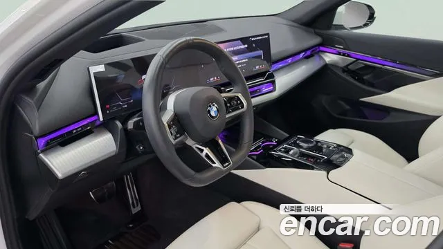 BMW 5 Series G60 — Фото автомобиля 10