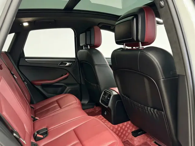 Porsche Macan — Фото автомобиля 14