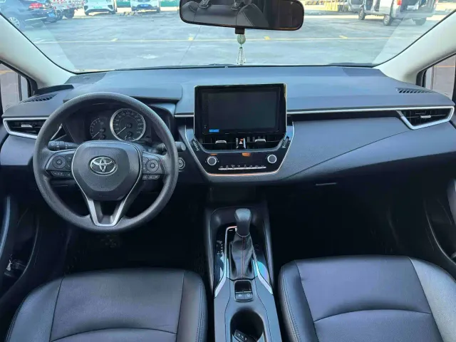 Toyota Corolla — Фото автомобиля 5