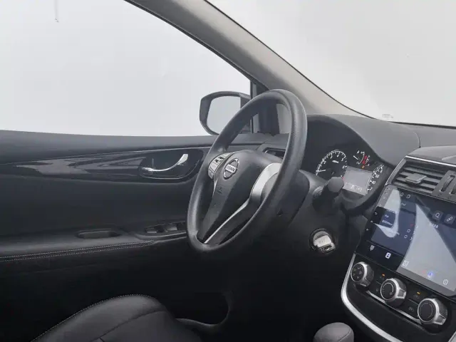 Nissan Tiida — Фото автомобиля 22