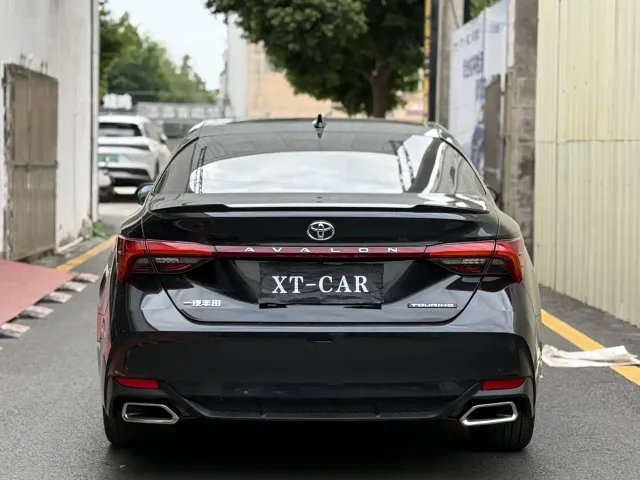 Toyota Avalon — Фото автомобиля 18