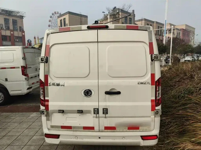 Dongfeng Yufeng EM27 — Фото автомобиля 5