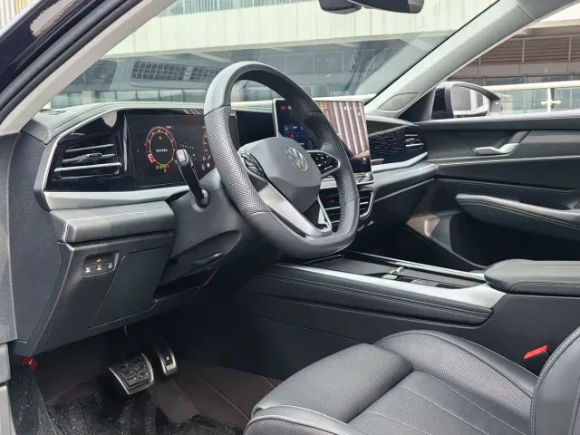 Volkswagen Passat — Фото автомобиля 9
