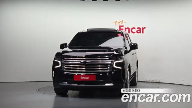 Chevrolet Tahoe — Фото автомобиля 3