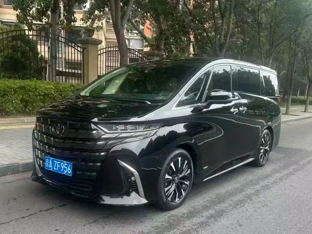 Фотография автомобиля — Toyota Alphard