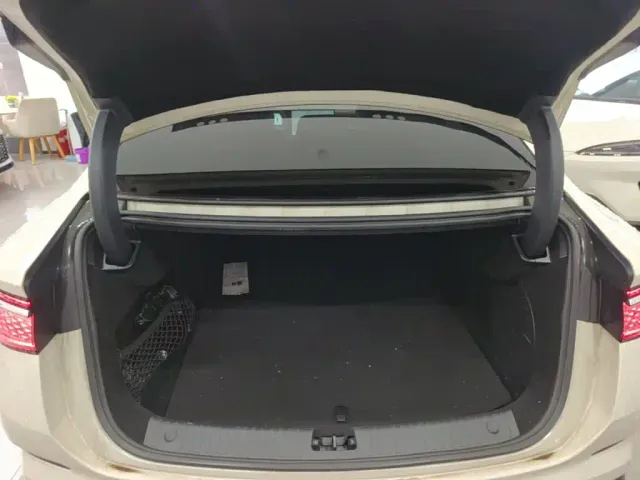 BYD Seal 07 DM-i — Фото автомобиля 18